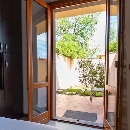 Welcomely - Il Giardino Di Lilly Apartment